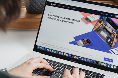 5 reasons to integrate Shoppable Videos into your products pages